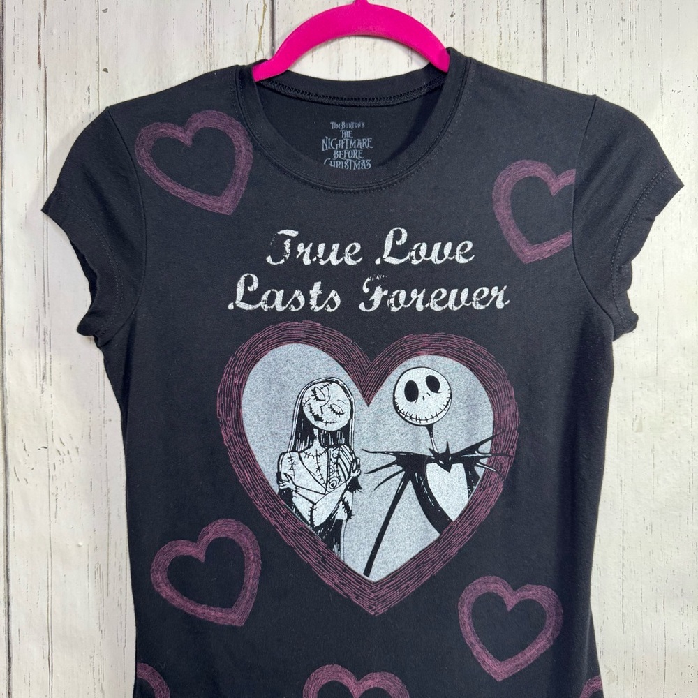 Disney Tim Burton Nightmare Before Christmas True Love Lasts Forever Tee M Goth - Picture 2 of 13